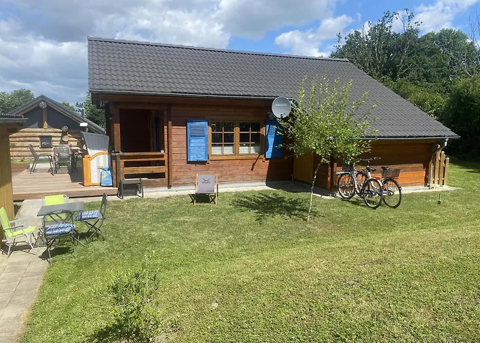 Ferienhaus Gross Nemerow 펜션