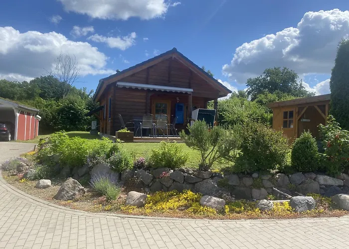 Ferienhaus Gross Nemerow 펜션 *