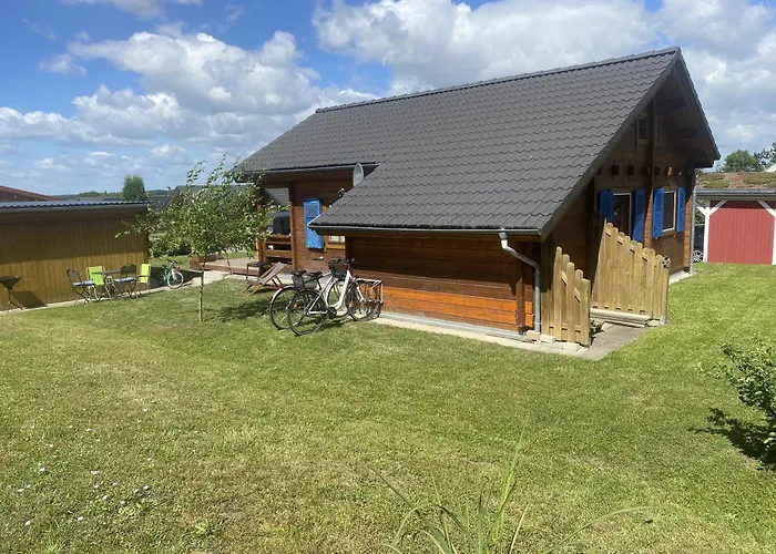 Ferienhaus Gross Nemerow 펜션 *